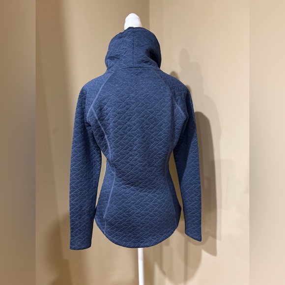 Marmot Quilted Pullover Top - Picture 3 of 8